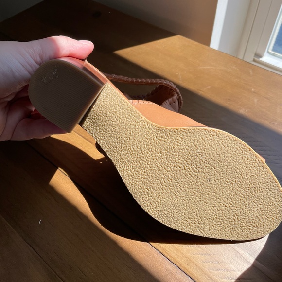 Jack Rogers Cut Out Block Heel (Sz. 8) - Picture 4 of 7